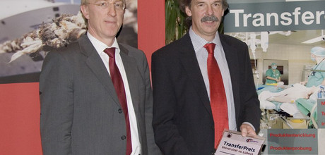 Preisträger Bernd Fischer (re.) mit Thomas Martinetz